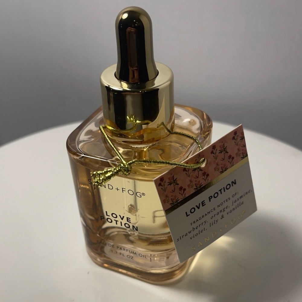 Sand + Fog "Love Potion" Scented
Body Oil - 1.7 fl oz ** - Picture 5 of 5